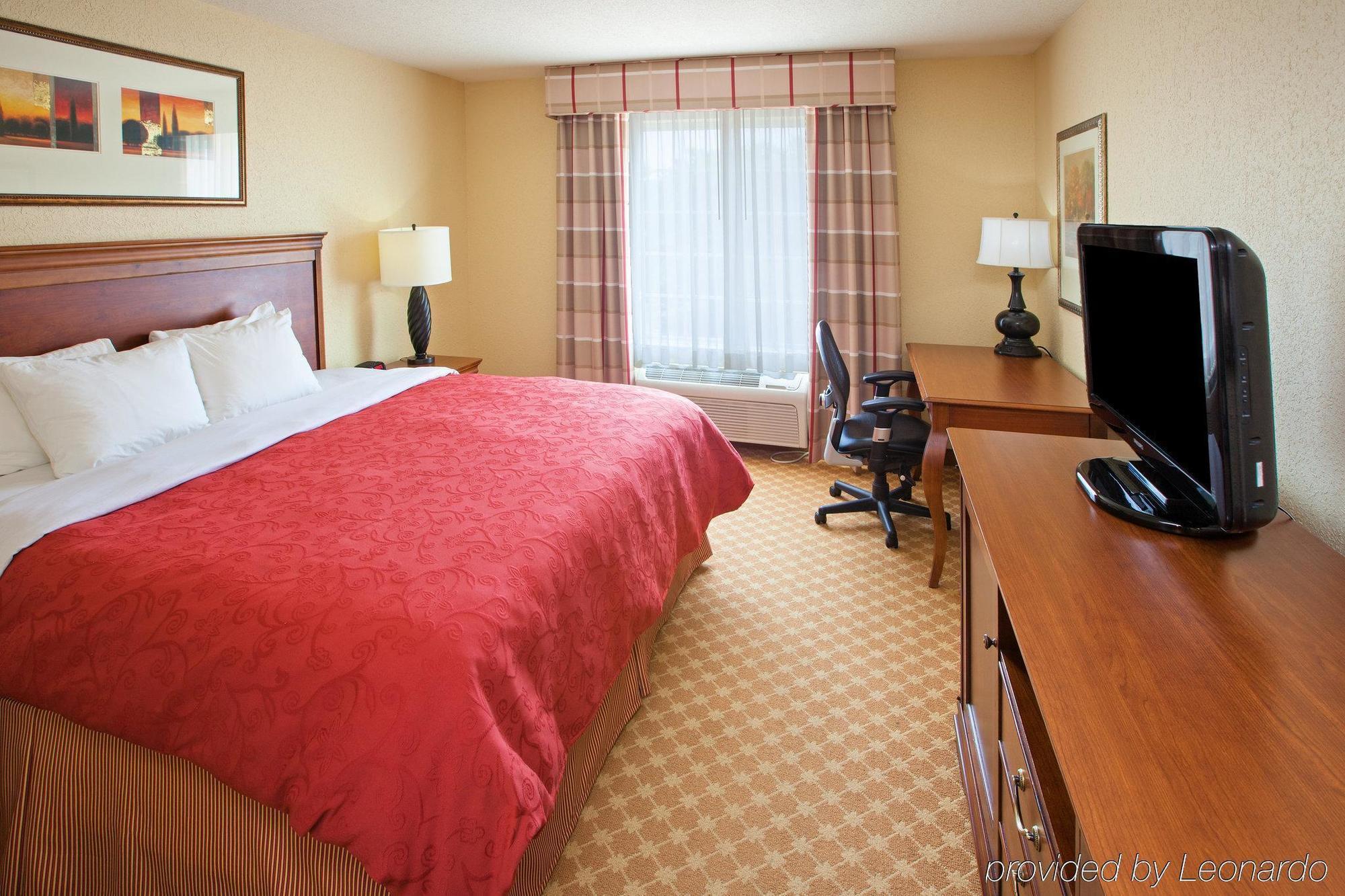 Country Inn & Suites By Radisson, Valparaiso, In Room photo